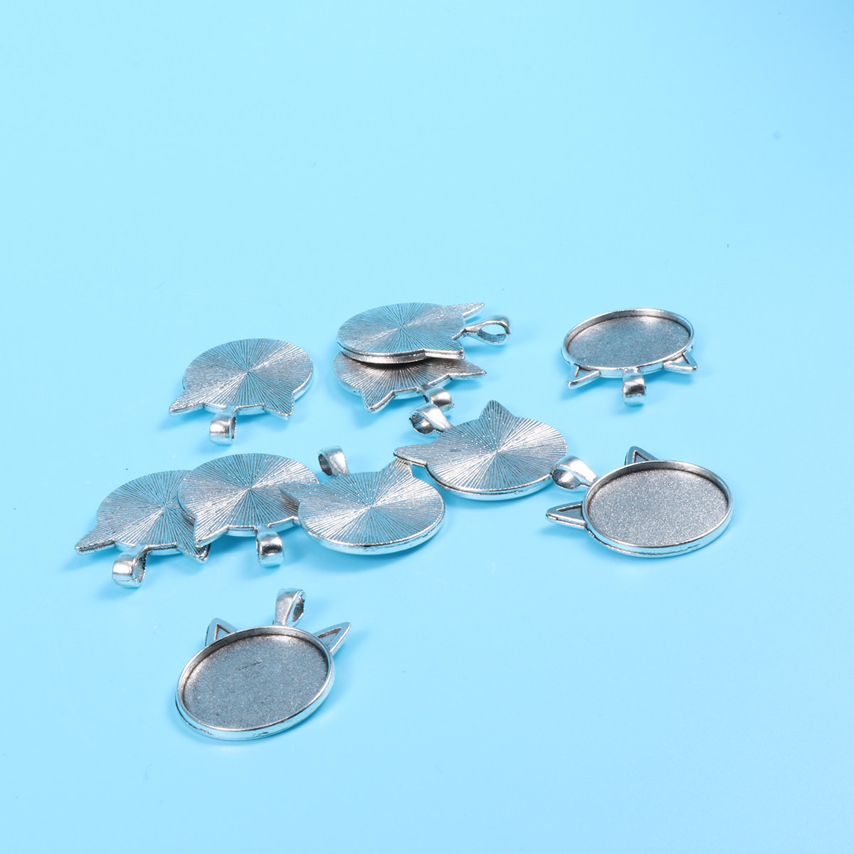 10 Stück Katzenohr-Anhängerfas – Resin Jewelry Kit Bewertung und Preis